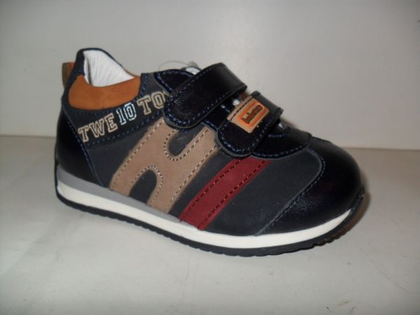 Кросівки (364-814)