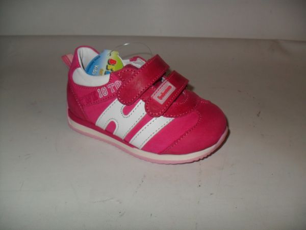 Кросівки (364-795)