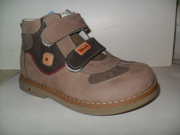 Напівчоботи каблук (064-699)