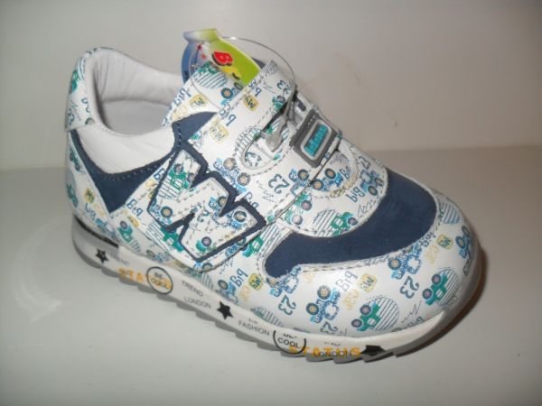 Кросівки (367-19)