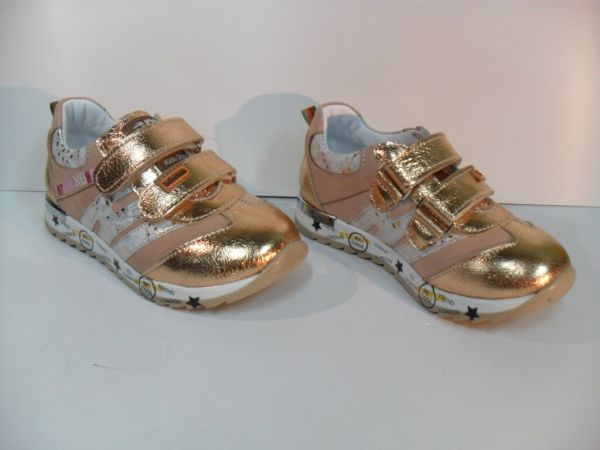 Кросівки (1364-538)