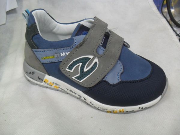 Кросівки (1096-837)